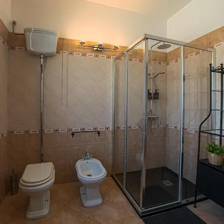 Con Terrazzo E Cortile Privato 200m2 Pet Friendly Villa Lignana