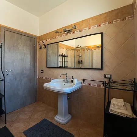 فيلة Con Terrazzo E Cortile Privato 200m2 Pet Friendly Lignana