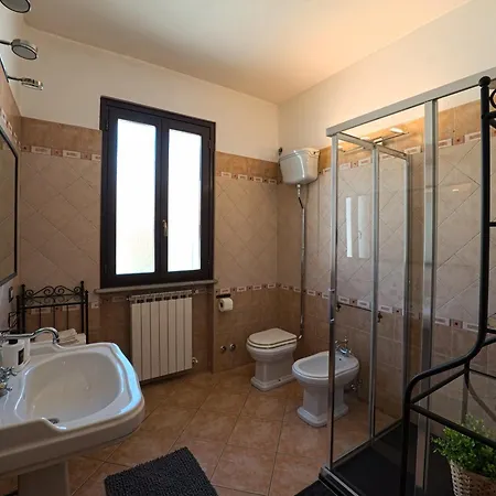 فيلة Con Terrazzo E Cortile Privato 200m2 Pet Friendly *