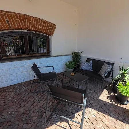 Con Terrazzo E Cortile Privato 200m2 Pet Friendly *