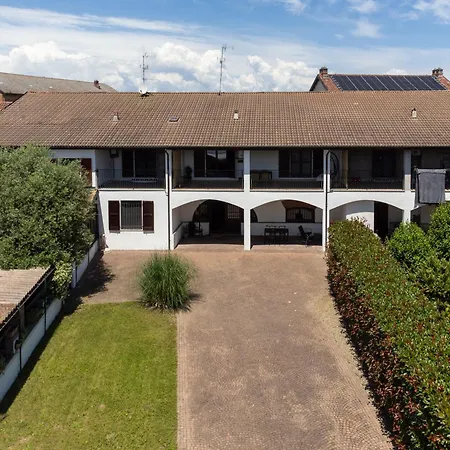 Con Terrazzo E Cortile Privato 200m2 Pet Friendly * Lignana